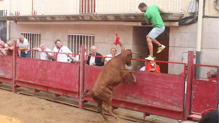 Fotos Fiestas de Cabanillas 20-08-2025 (6)