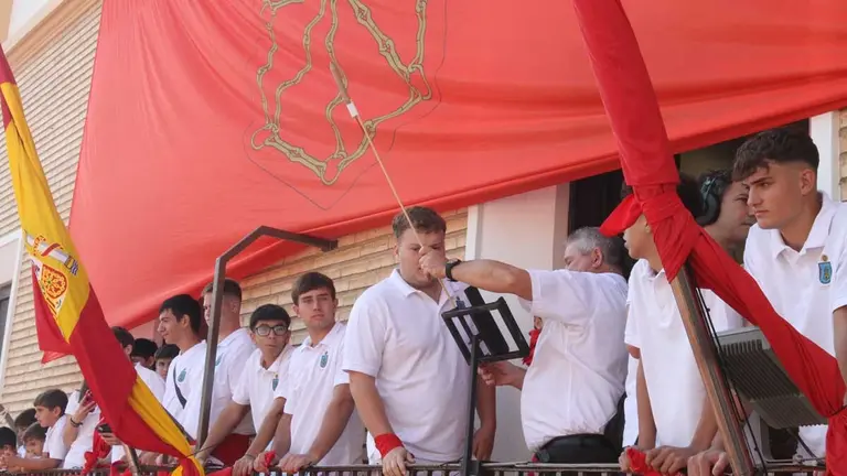 Fotos Cohete Fiestas de Cortes 2025 (35)