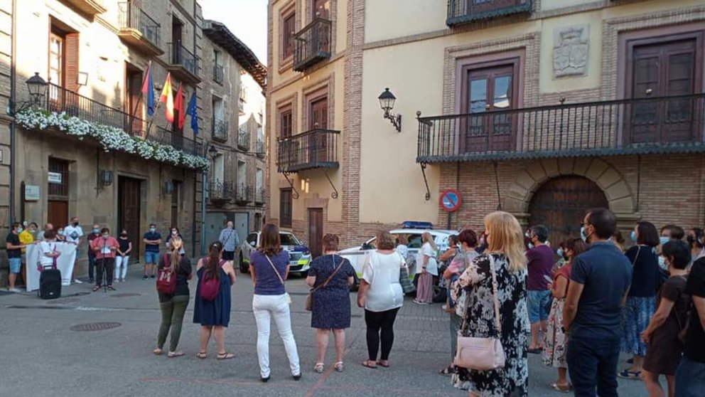 Concentración contra los asesinatos machistas en Corella. Foto Facebook Ayuntamiento de Corella