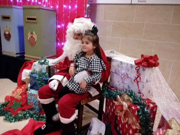 2 papa noel visita corella