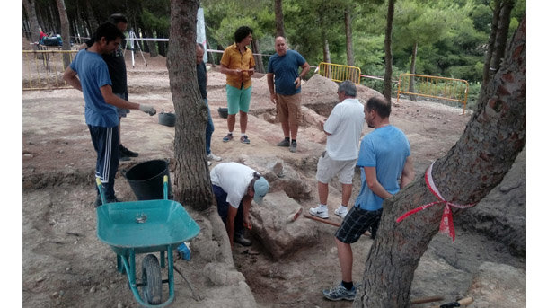 Trabajando en el Yacimiento