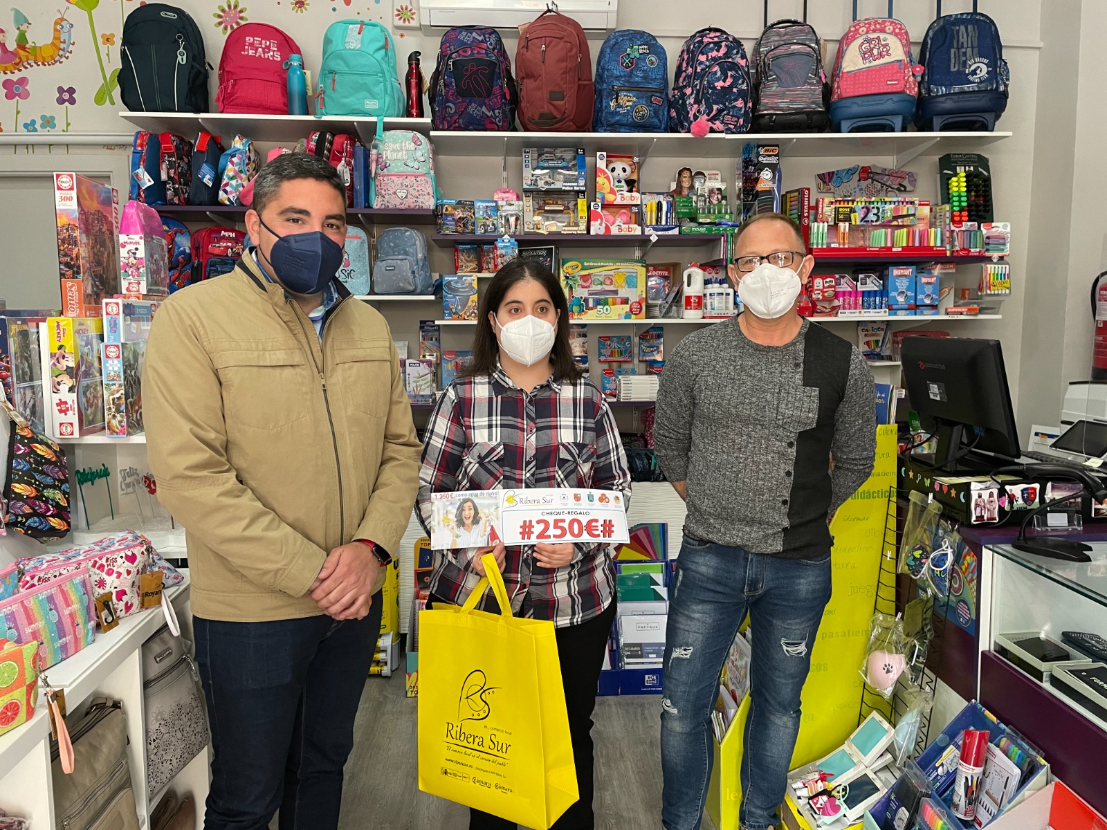 Entrega premios campaña Ribera Sur Como agua de mayo 2021 (15)