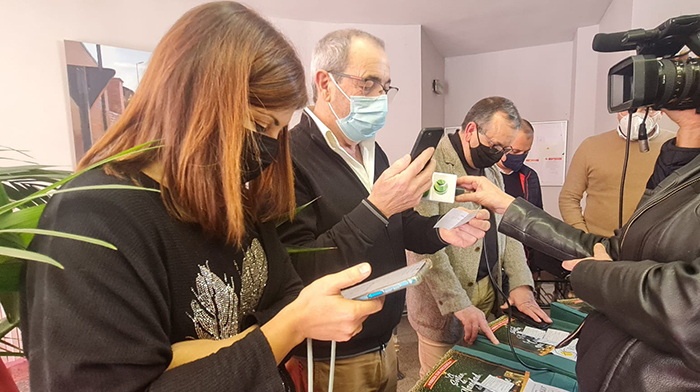 los alcaldes llaman en directo a los ganadores