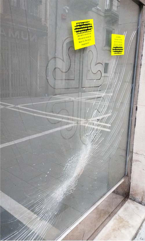 Cristalera Caitas pamplona