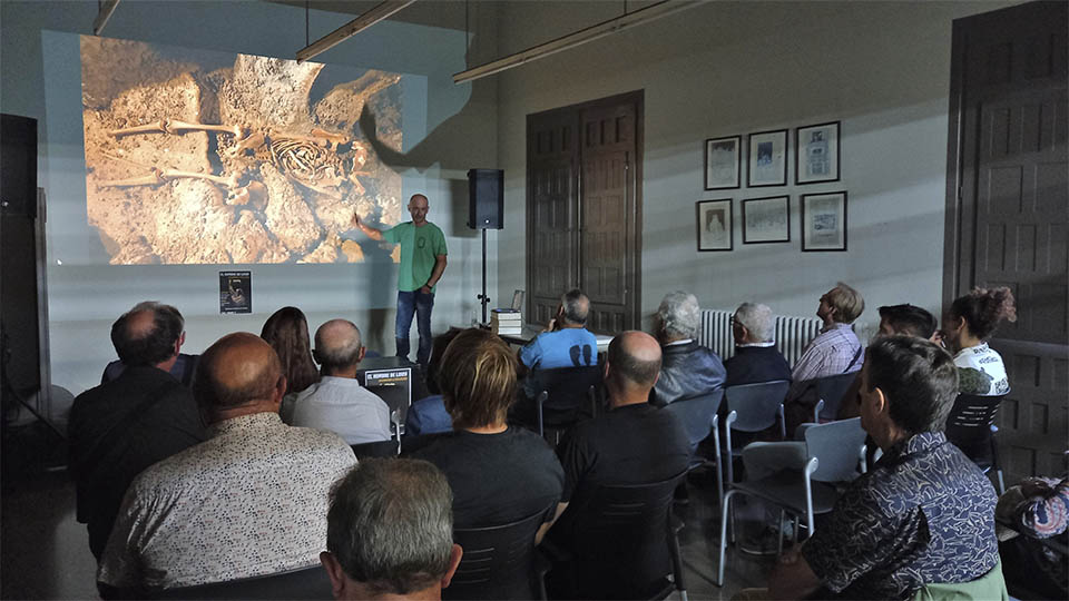 tudela biblioteca exposicion el hombre de loizu3