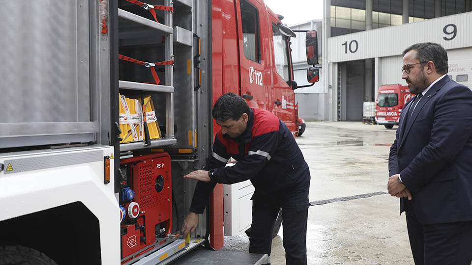 bomberos nuevos vehiculos2