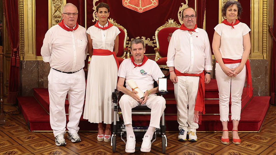 unzue medalla oro merito deportivo