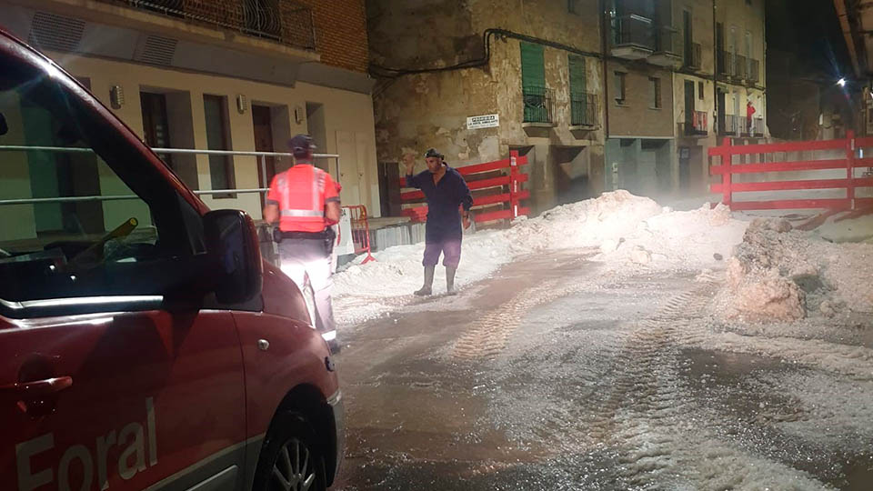 policia foral granizo cintruenigo2