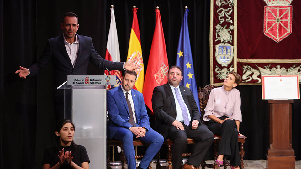 dia internacional de la paz fundacion +34 (2)