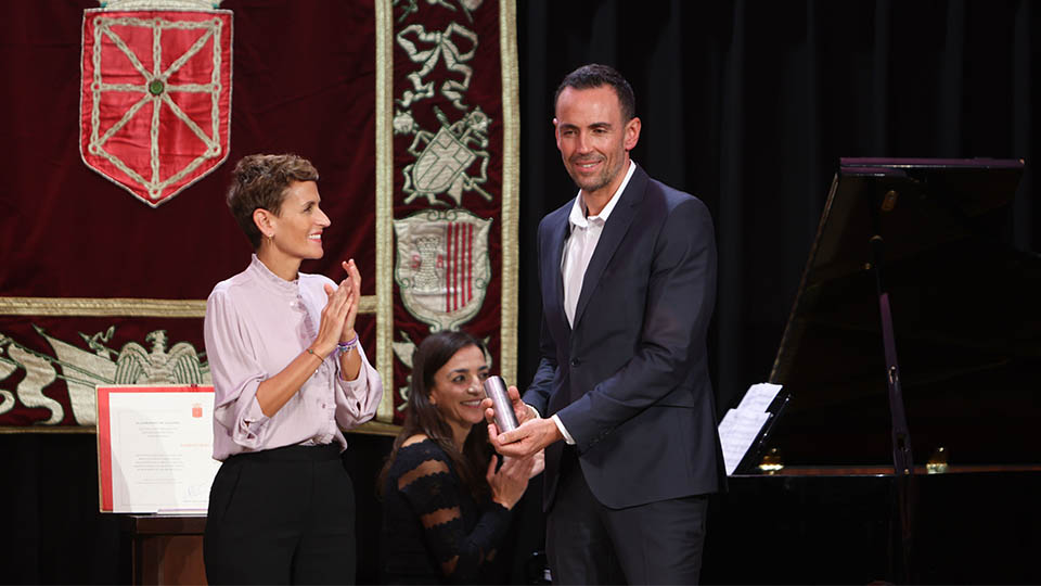 dia internacional de la paz fundacion +34 (3)