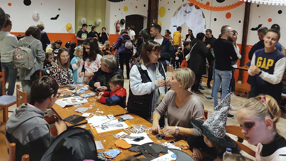 Manualidades halloween club infantil buñuel
