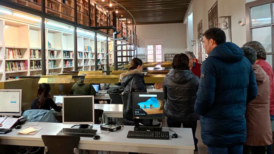 biblioteca tudela visita parlamento2