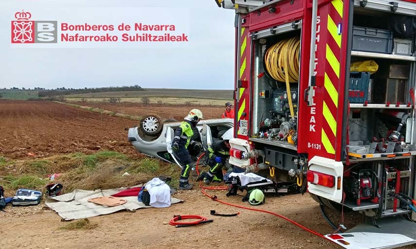 Bomberos asisten en Funes un accidente mortal de tráfico