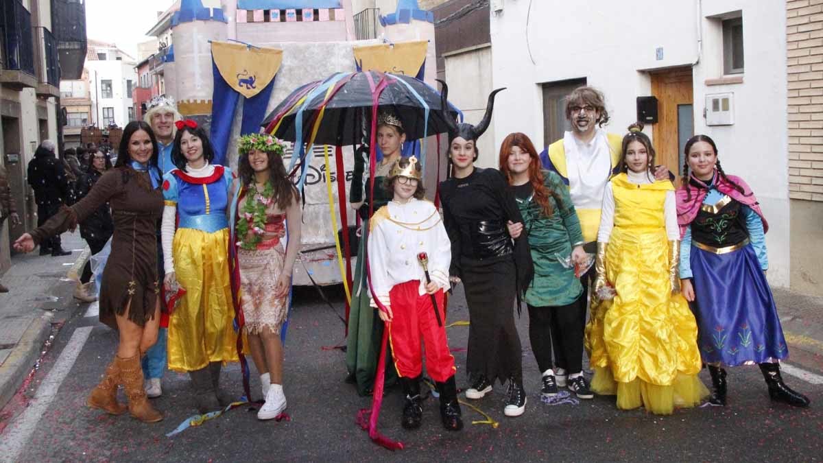 Participantes desfile del Carnaval de Murchante 2024