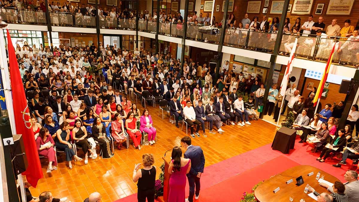 cip eti graduacion alumnos ciclos formativos grado superior2