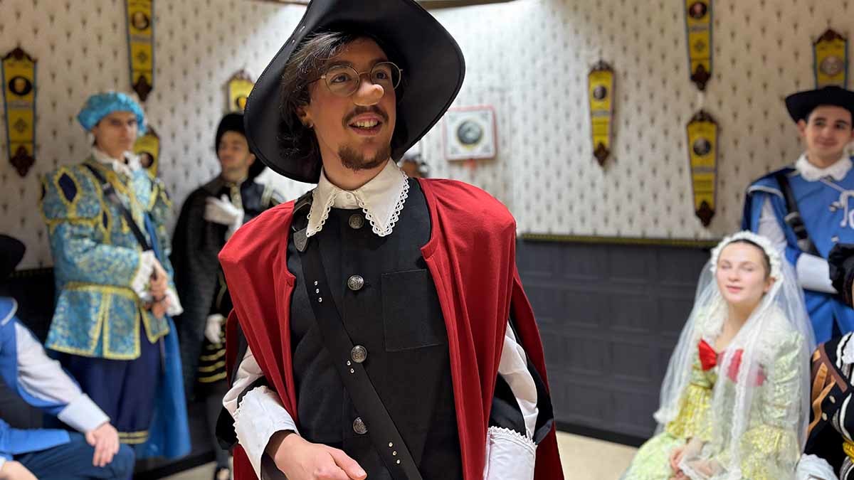 grupo teatro ies valle del ebro cyrano de bergerac2