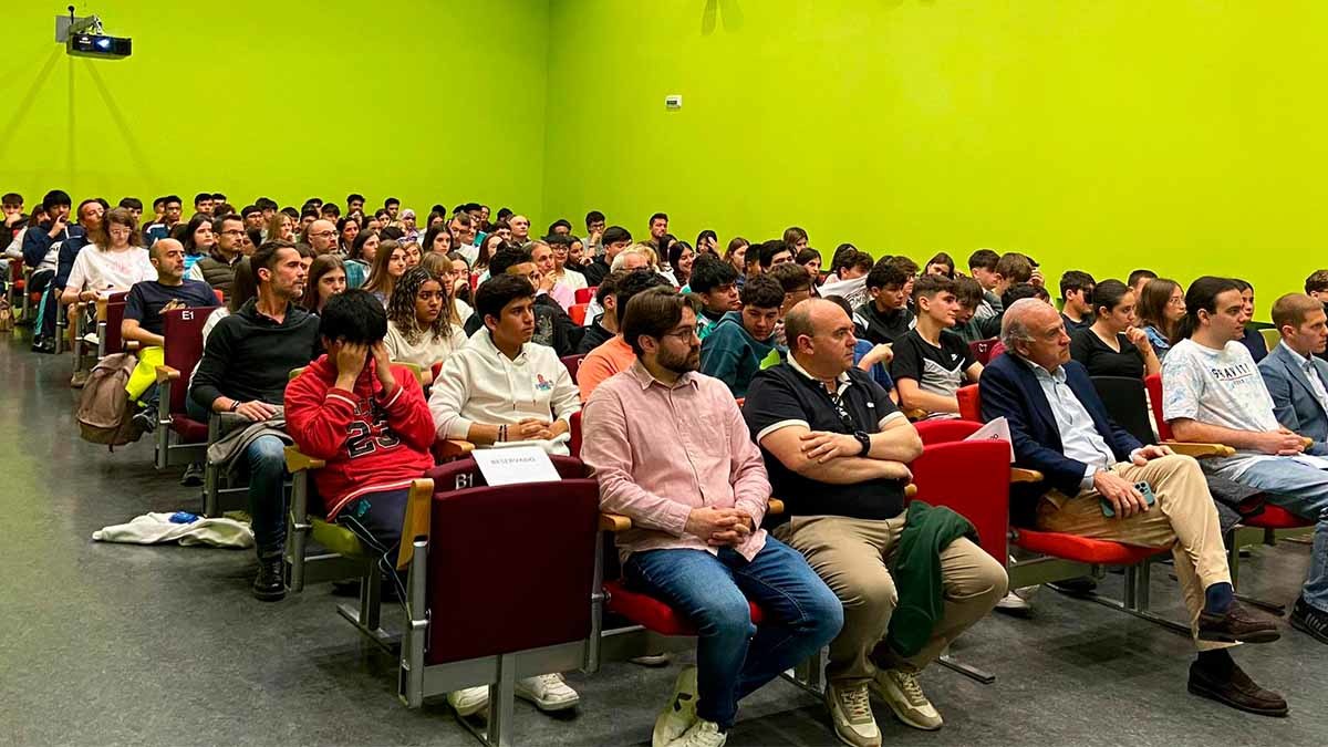 Jornada de IA e Industrias 5.0 en Tudela2