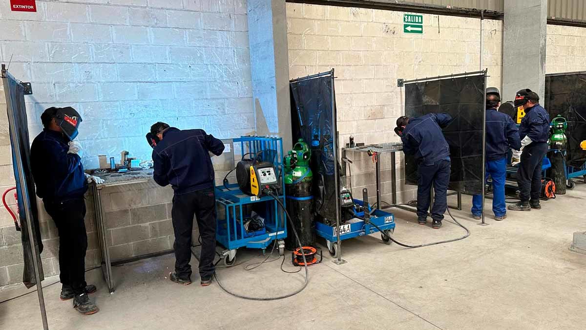formación en soldadura y montaje3