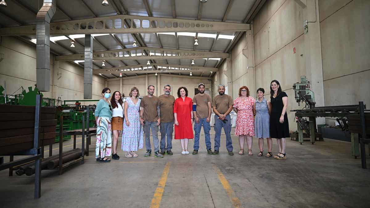 La consejera Maeztu visita la empresa de inserción social Alhama-Cintruénigo (1)
