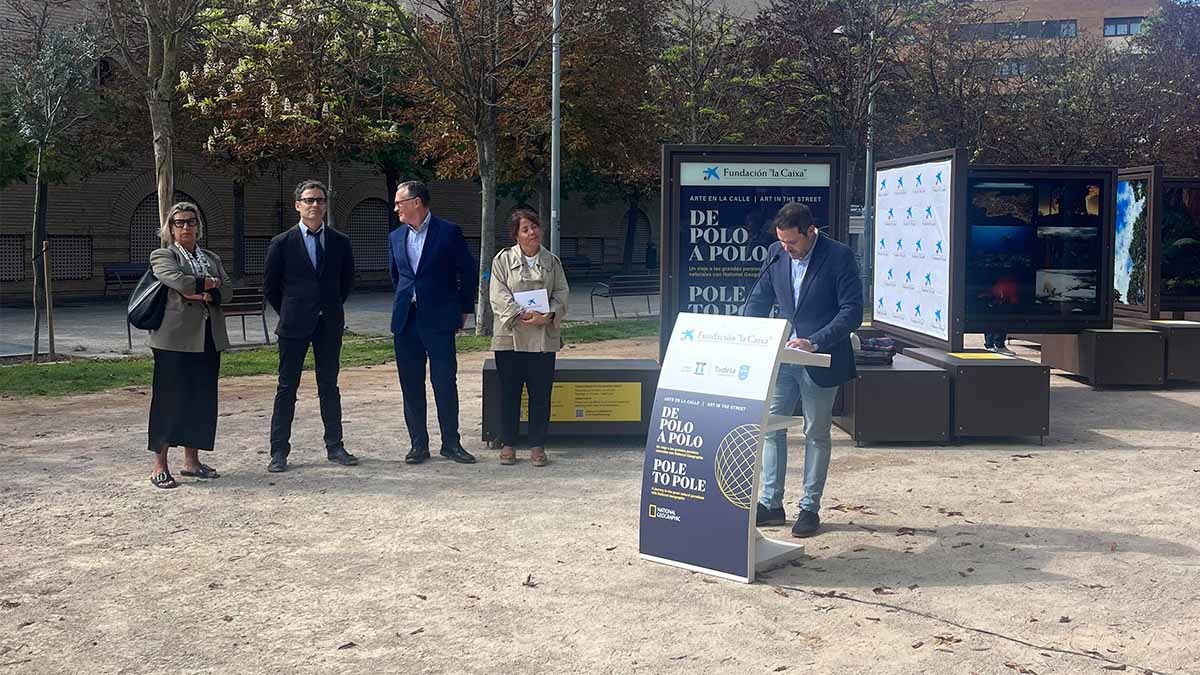 Inauguración en Tudela de la exposición 'De Polo a Polo, un viaje fotográfico por los últimos paraísos naturales del planeta'2