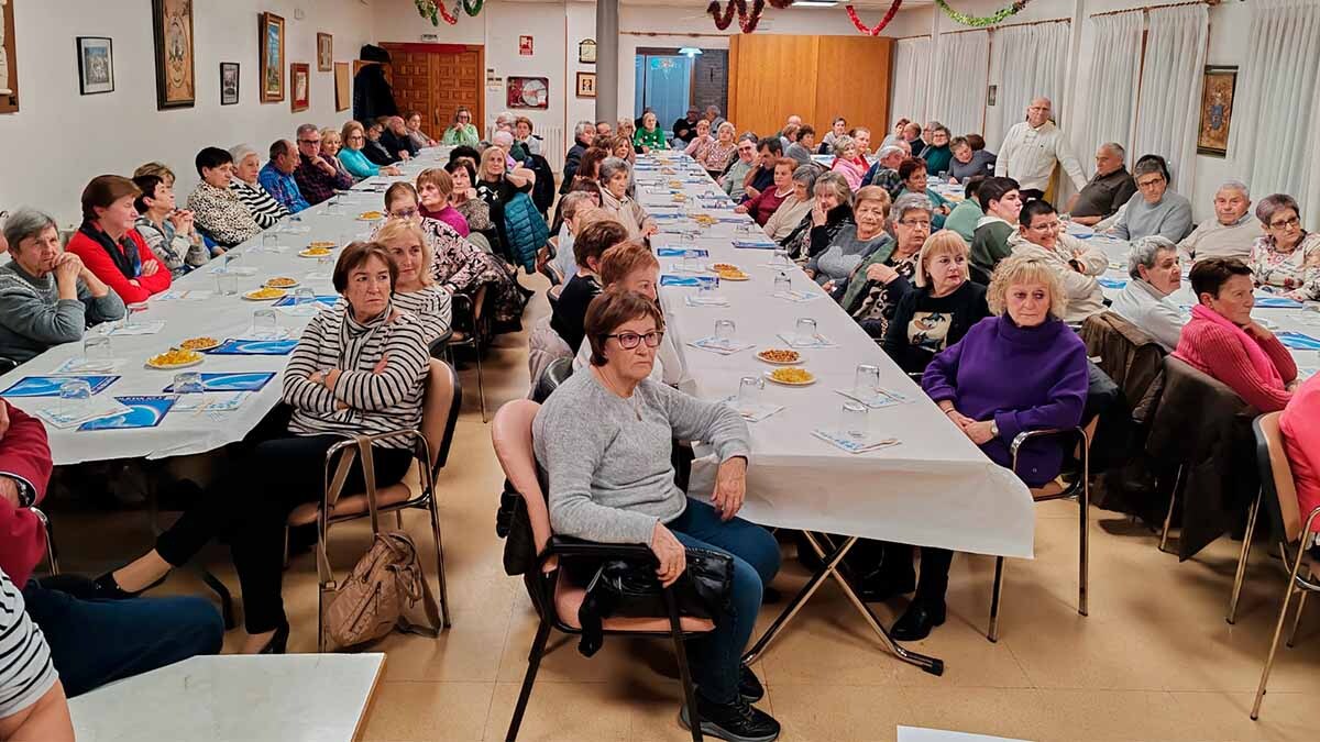 murchante club de jubilados fiesta fin de año (2)