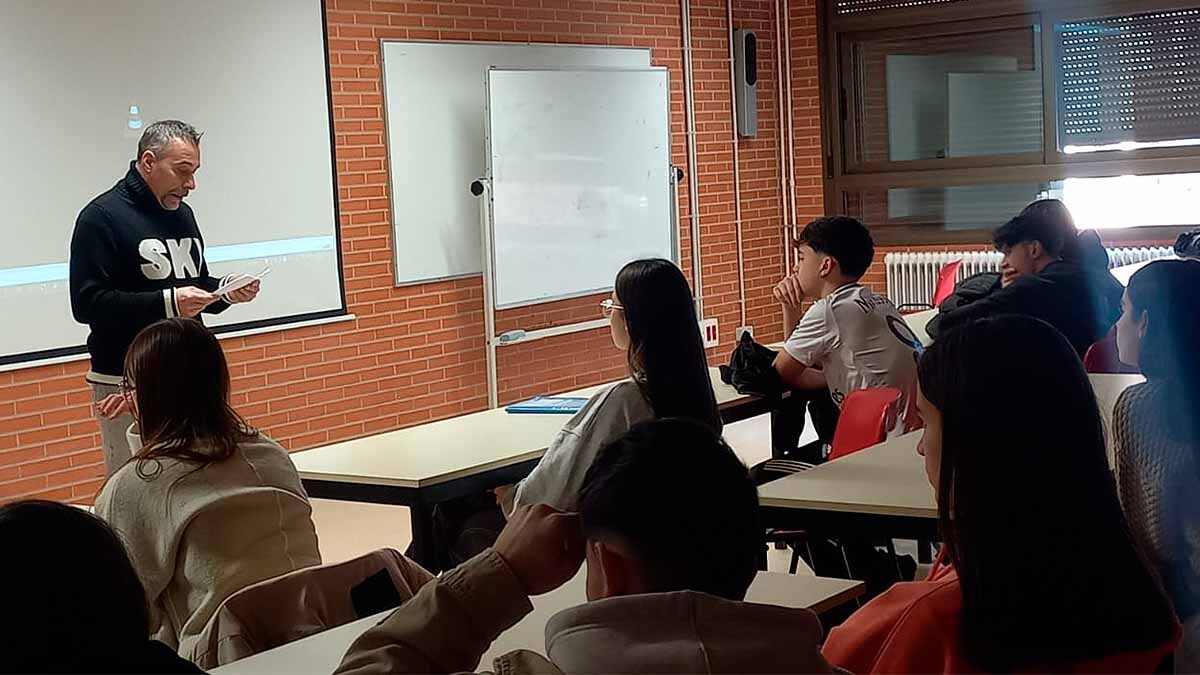 ies valle del ebro charla víctima eta vicente pigueiras2