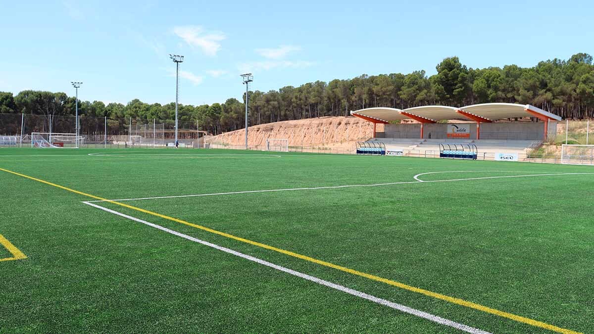 Nuevo césped del campo 1 de Santa Quiteria (3)