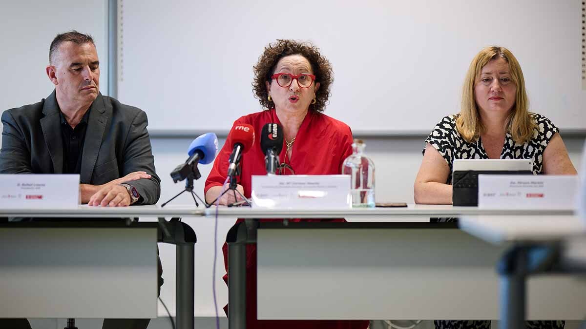 carmen maeztu presenta el plan de recolocación para los trabajadores de Nano Automotive