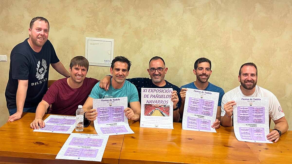 integrantes de la peña andatu de tudela