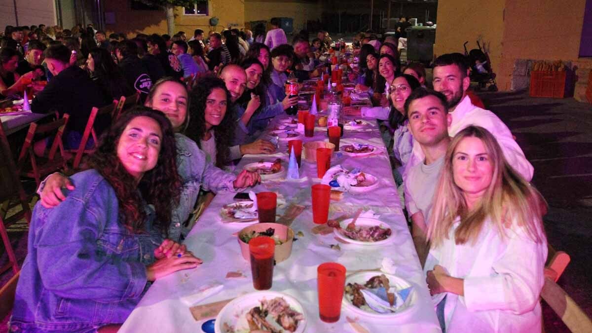 Fiestas de la Juventud en Cortes 1-8-25 (4)