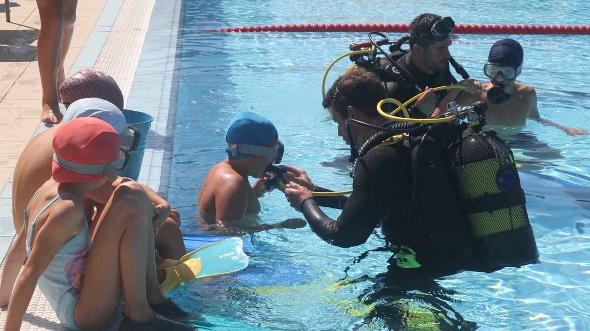 Bautismo acuático en la piscina de Cortes domingo 3 de agosto 2025
