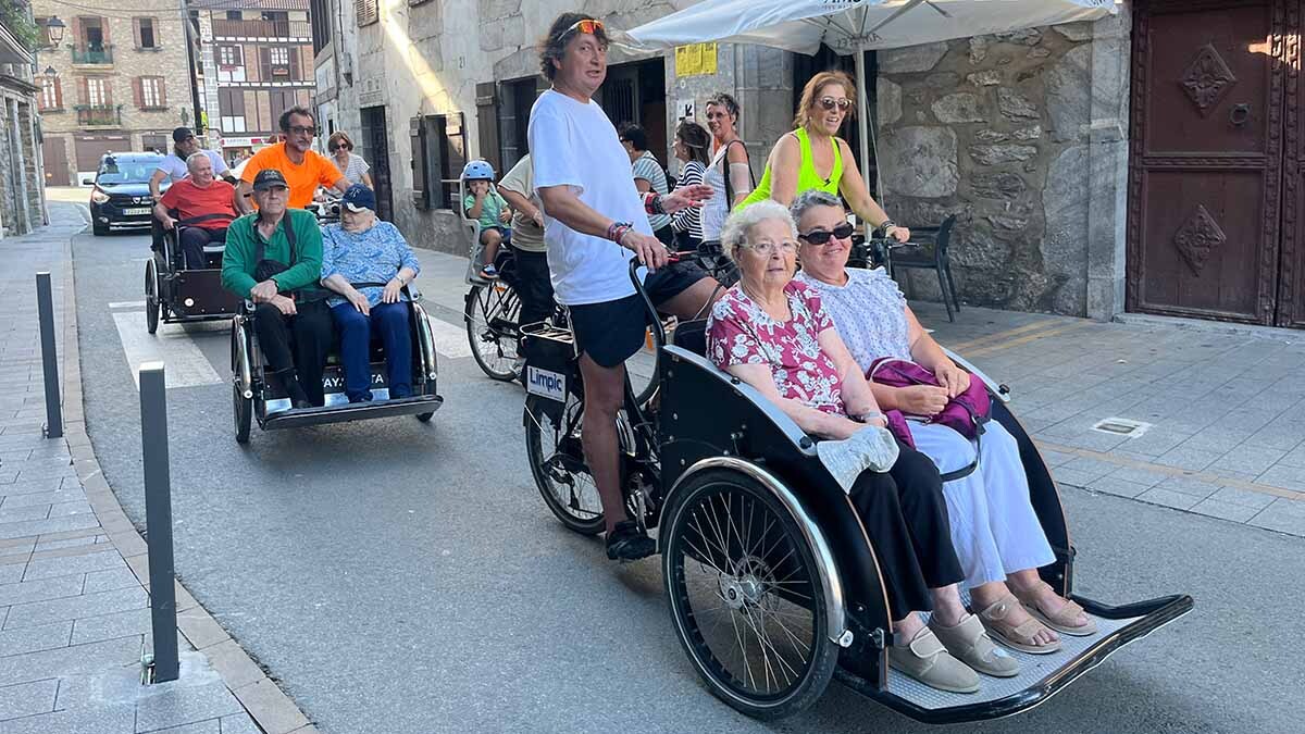 biciclistas de corella ruta por la vía verde del bidasoa (2)