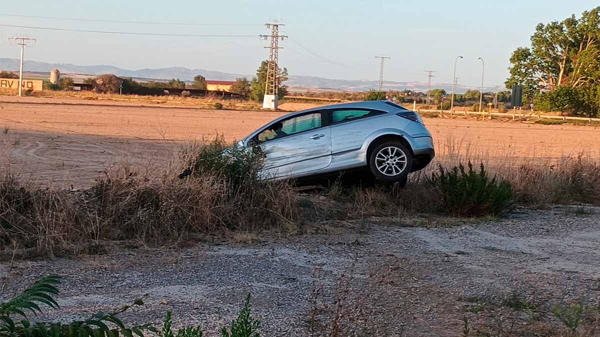 colisión lateral entre dos vehículos en marcilla (2)