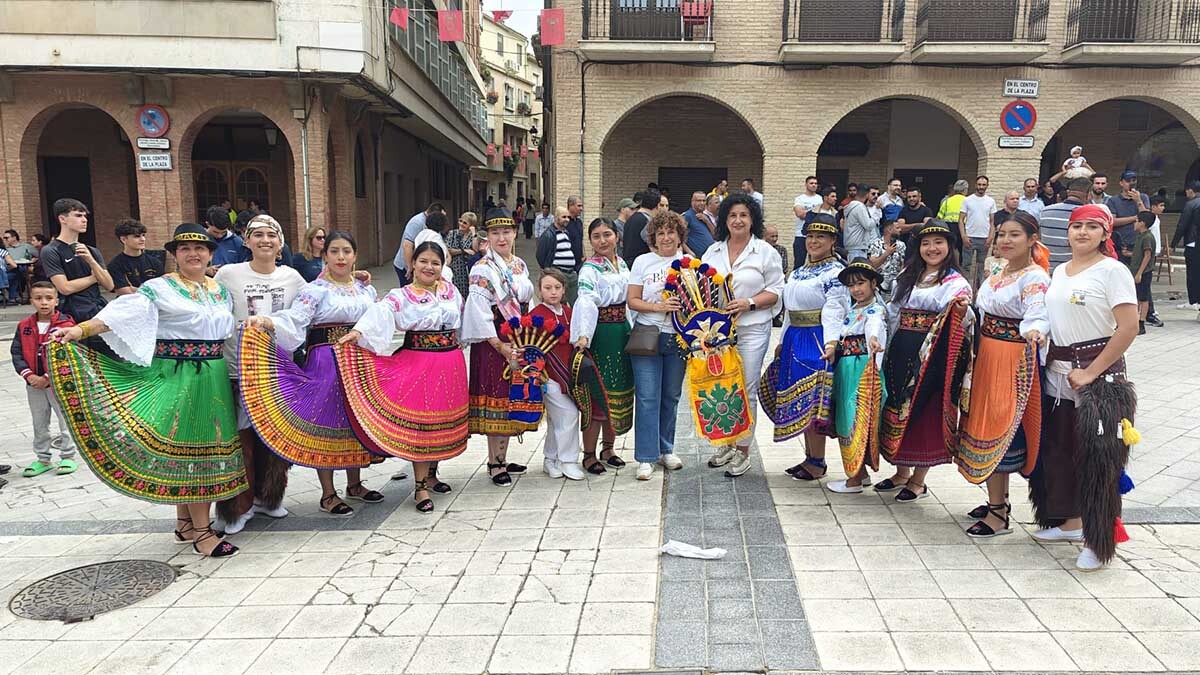 Fotos Encuentro Multicultural Villfranca 28-9-25 (17)