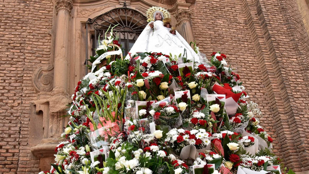 Ofrenda floral a Santa Ana 2026. Foto. Ángel Álvaro